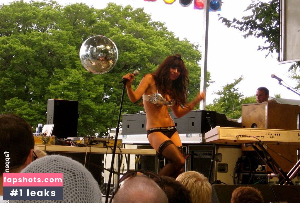 Lady Gaga Nude Leaks OnlyFans Photos #822 - LeakJerk