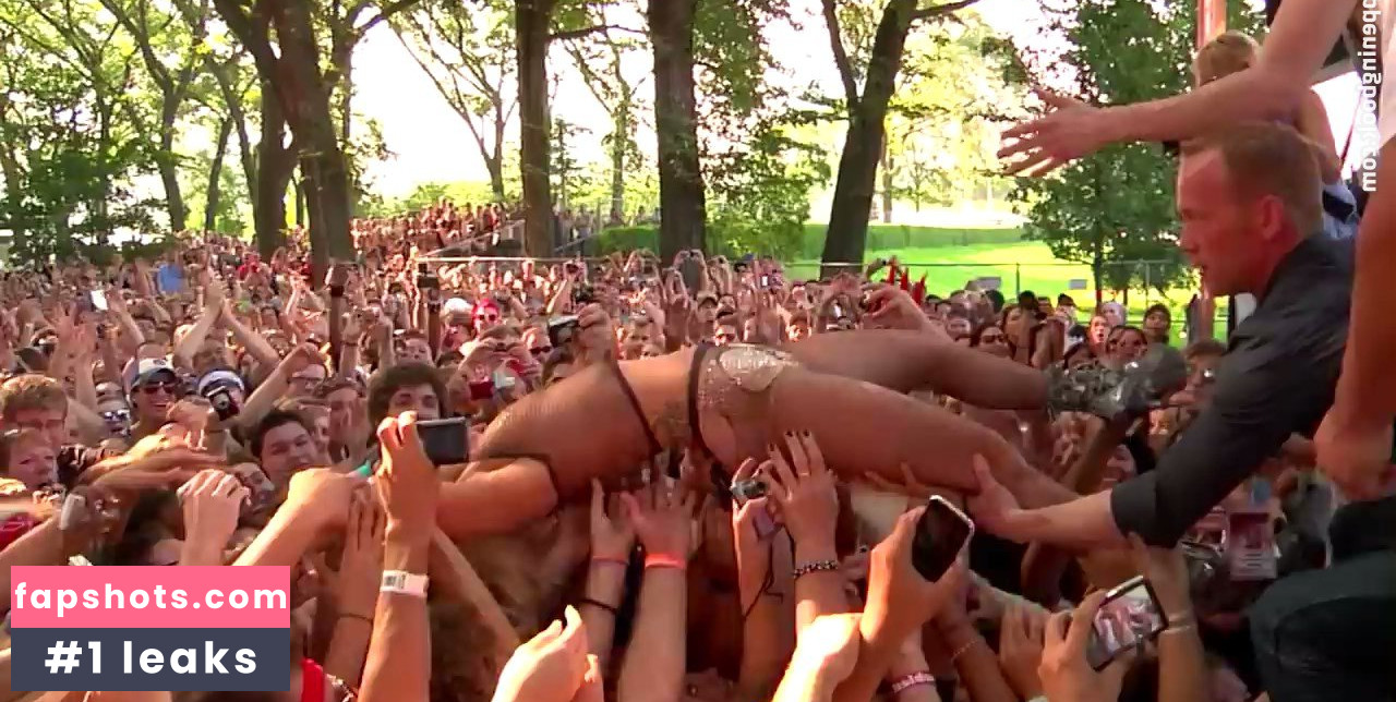 Lady Gaga Nude Leaks OnlyFans Photos #968 - LeakJerk