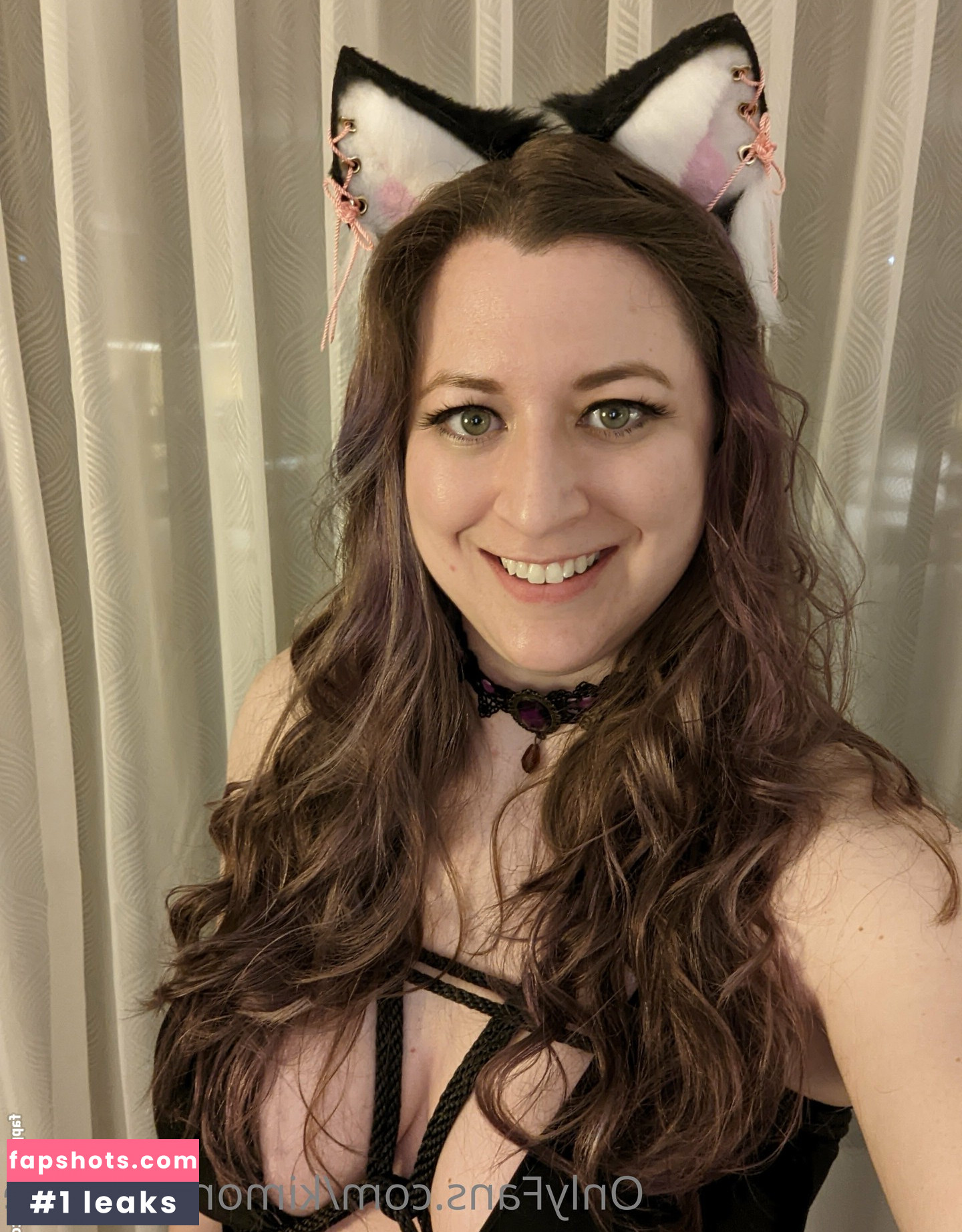 Lady Kitsune gallery photo #16