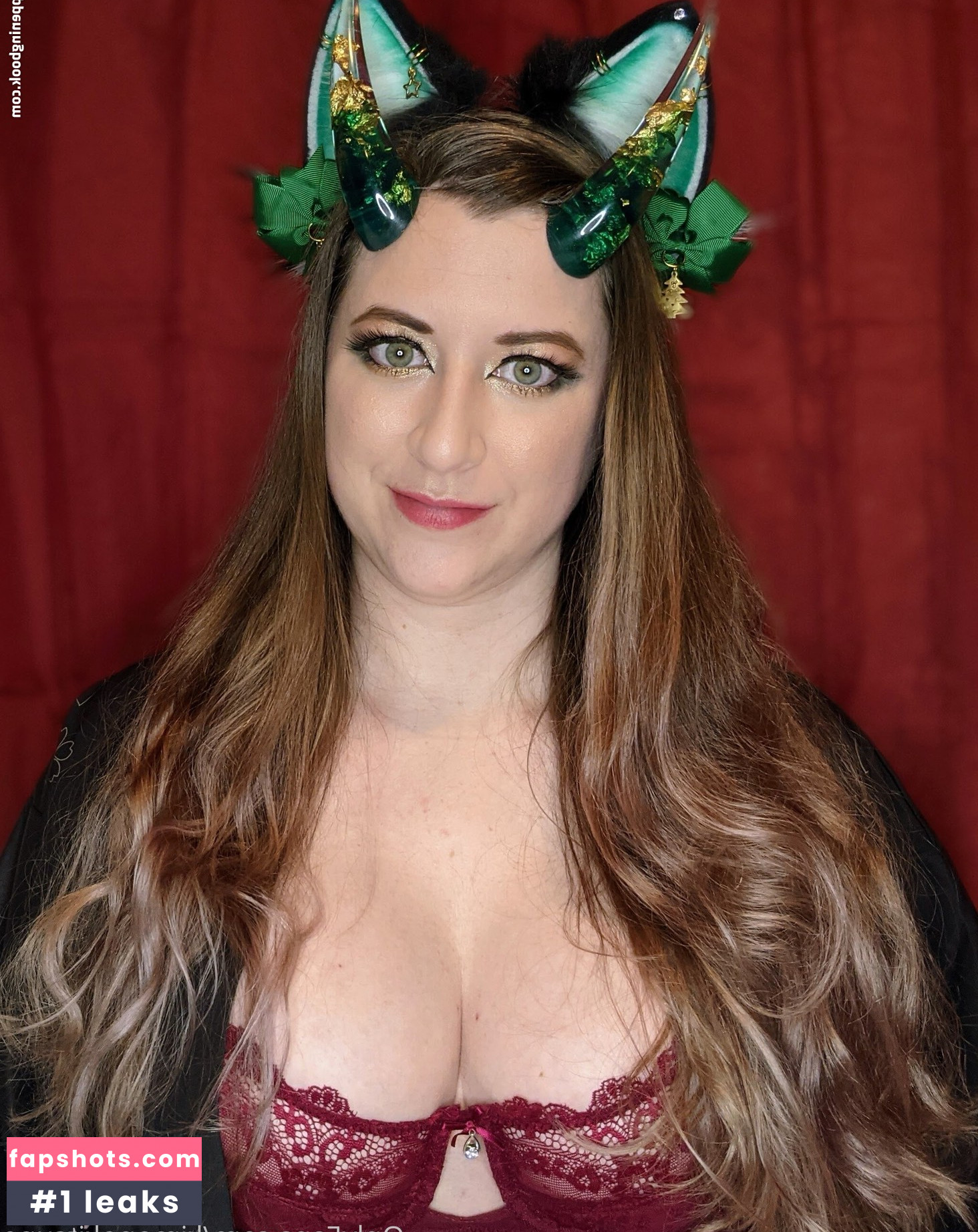 Lady Kitsune gallery photo #17