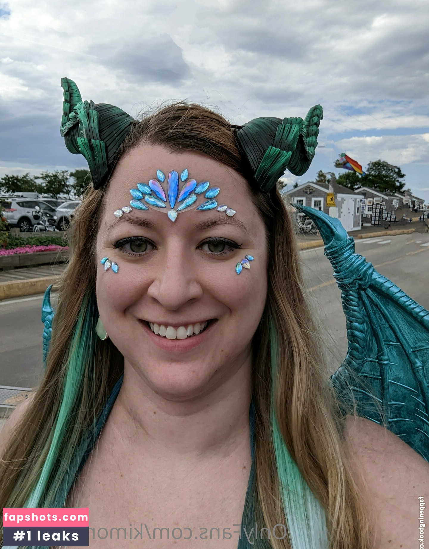 Lady Kitsune gallery photo #3