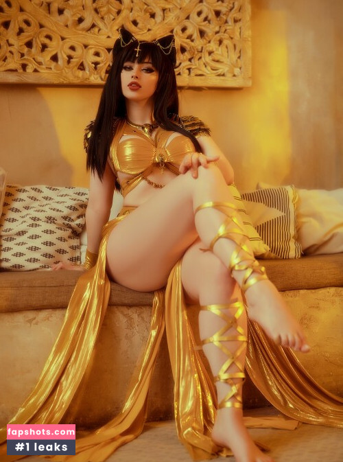 Lady Melamori gallery photo #10079