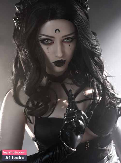 Lady Melamori gallery photo #10175