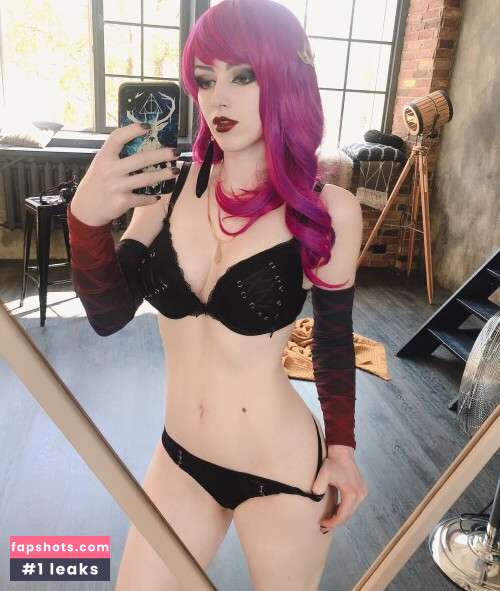 Lady Melamori gallery photo #10531