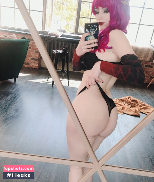 Lady Melamori gallery photo #10535