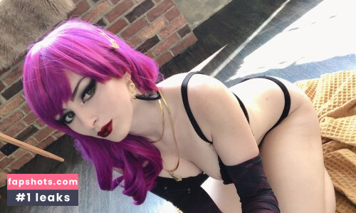 Lady Melamori gallery photo #10547