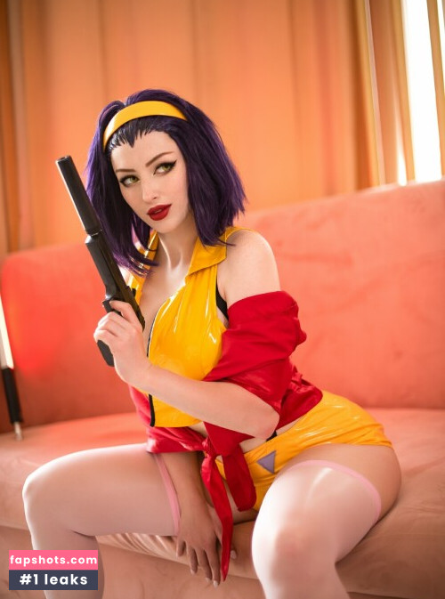 Lady Melamori gallery photo #10659