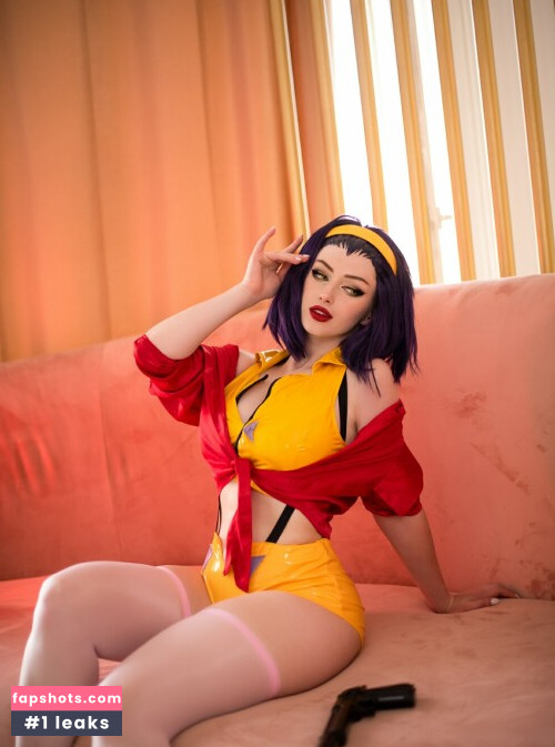 Lady Melamori gallery photo #10661