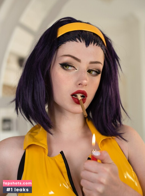 Lady Melamori gallery photo #10663