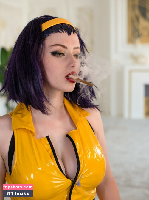 Lady Melamori gallery photo #10664