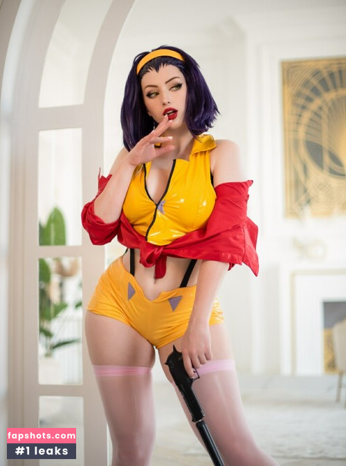 Lady Melamori gallery photo #10667