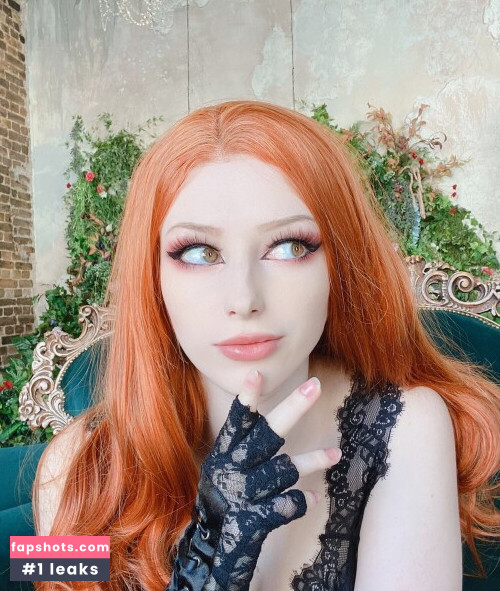 Lady Melamori gallery photo #10799