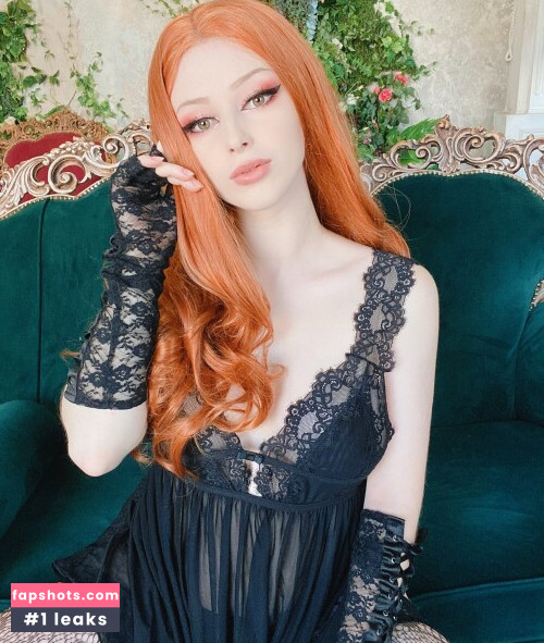 Lady Melamori gallery photo #10809