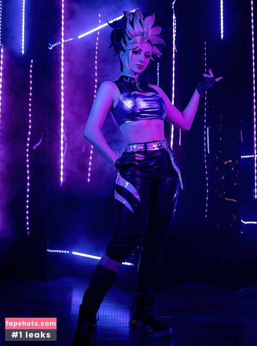 Lady Melamori gallery photo #10980