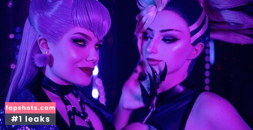 Lady Melamori gallery photo #10983