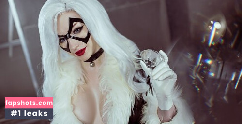 Lady Melamori gallery photo #11042