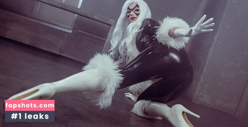 Lady Melamori gallery photo #11047