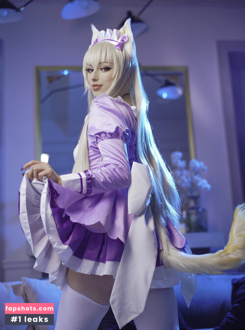 Lady Melamori gallery photo #11109