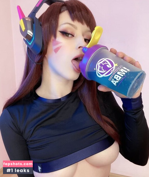 Lady Melamori gallery photo #11362