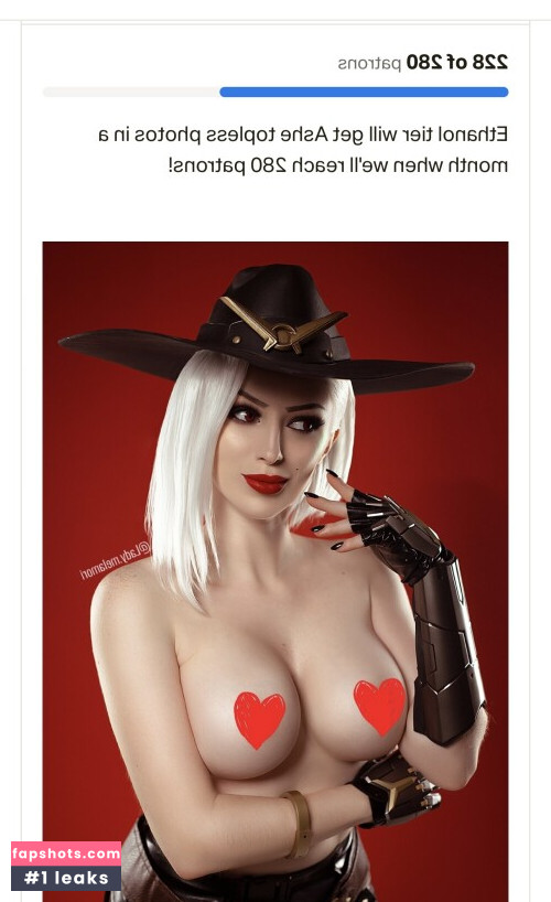 Lady Melamori gallery photo #11383