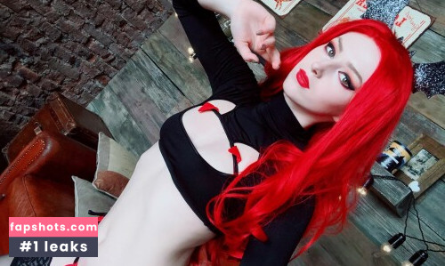 Lady Melamori gallery photo #11393