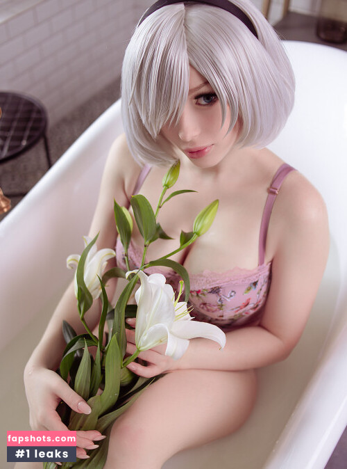 Lady Melamori gallery photo #11910