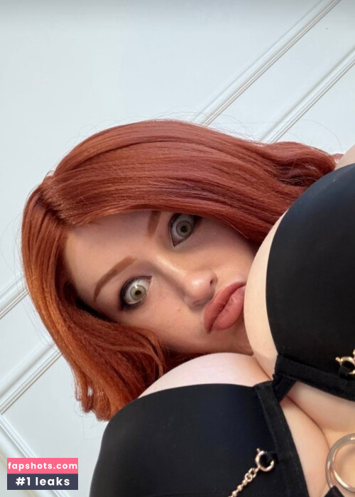 Lady Melamori gallery photo #1240