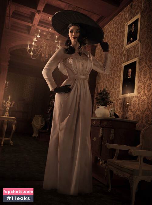 Lady Melamori gallery photo #1310