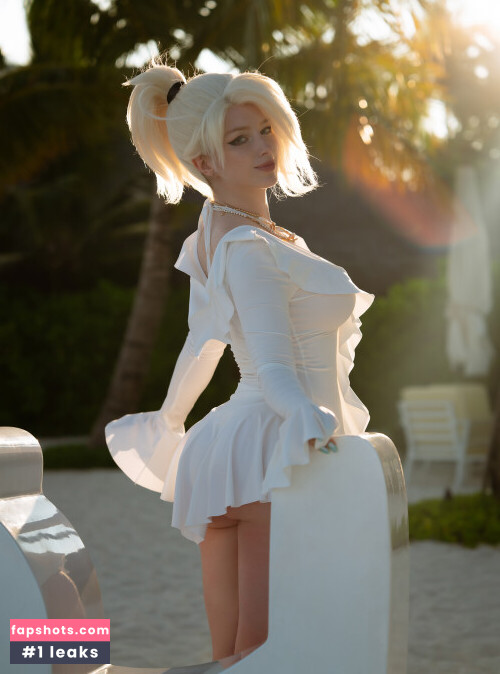 Lady Melamori gallery photo #1525