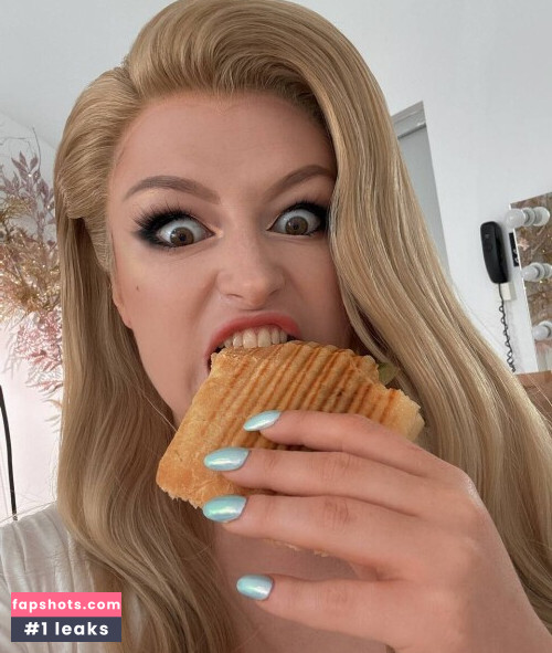 Lady Melamori gallery photo #1888