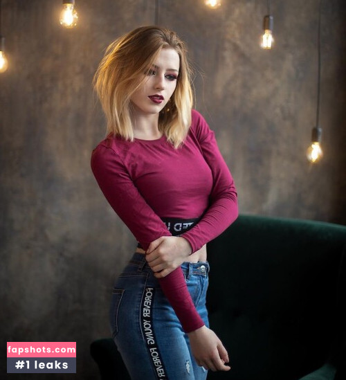 Lady Melamori gallery photo #2669