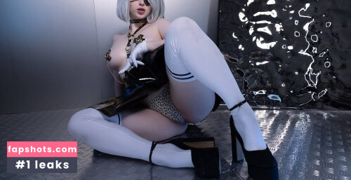 Lady Melamori gallery photo #2932