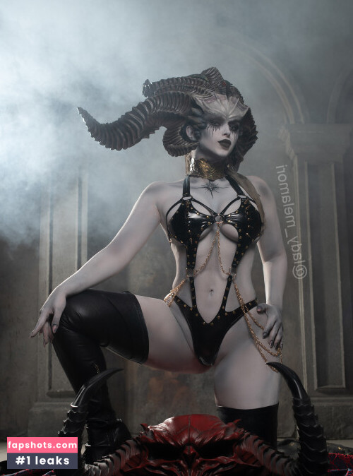 Lady Melamori gallery photo #2951