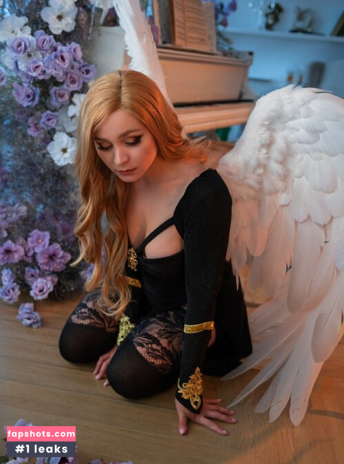 Lady Melamori gallery photo #3170