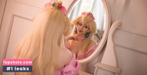 Lady Melamori gallery photo #3679