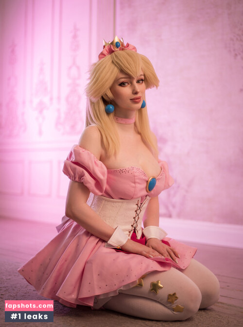 Lady Melamori gallery photo #3681