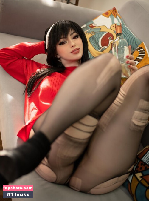 Lady Melamori gallery photo #4092