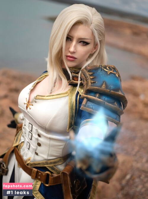 Lady Melamori gallery photo #4414