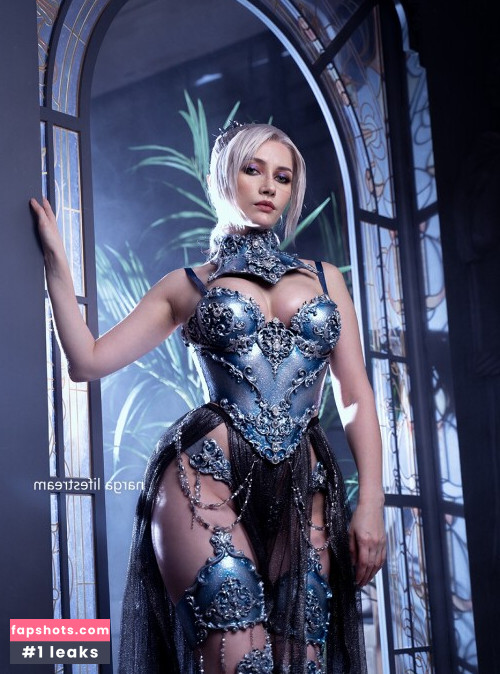 Lady Melamori gallery photo #5892