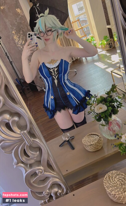 Lady Melamori gallery photo #6294