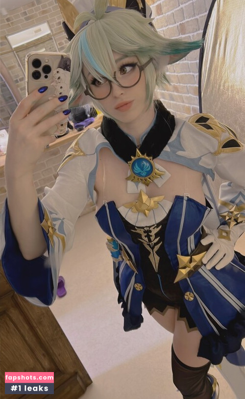 Lady Melamori gallery photo #6300