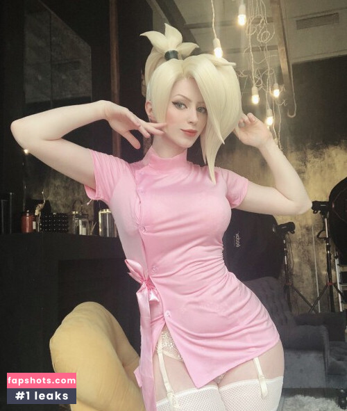 Lady Melamori gallery photo #6671
