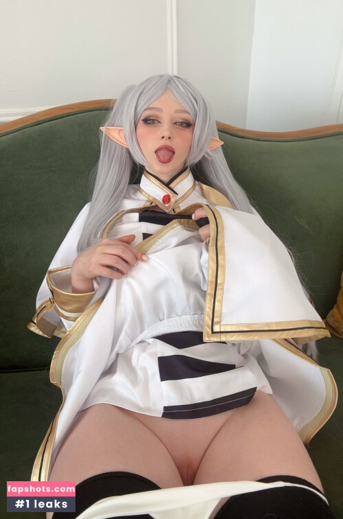 Lady Melamori gallery photo #696