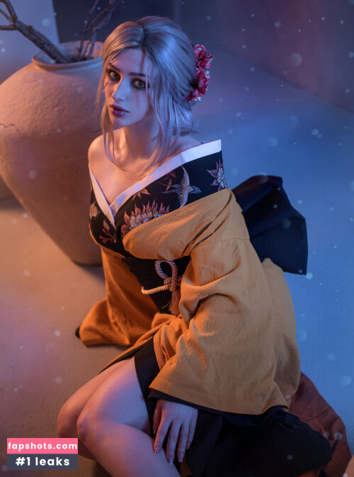 Lady Melamori gallery photo #7367