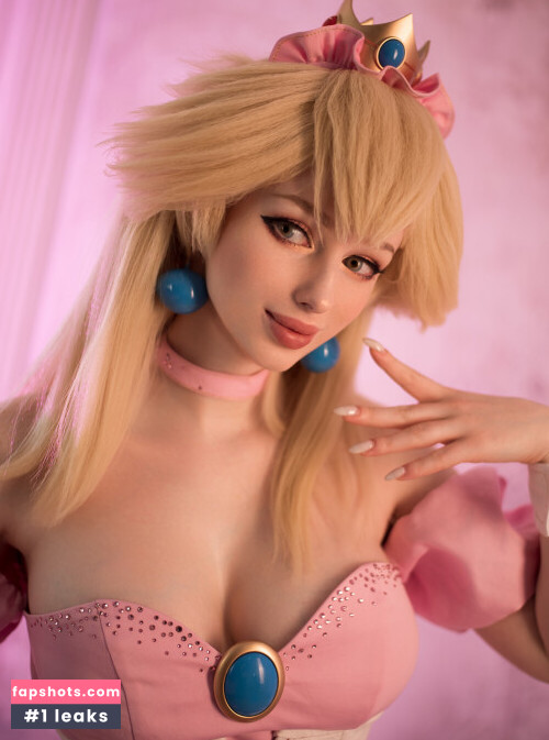 Lady Melamori gallery photo #7618