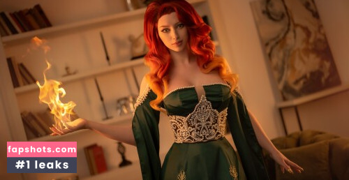 Lady Melamori gallery photo #7935