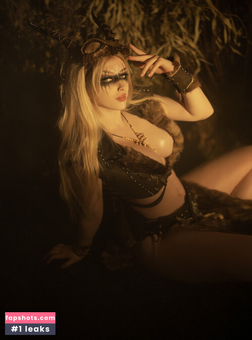 Lady Melamori gallery photo #9324