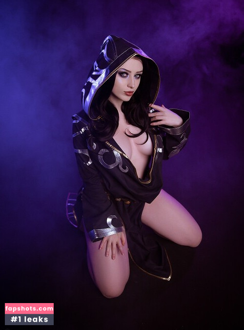 Lady Melamori gallery photo #9675