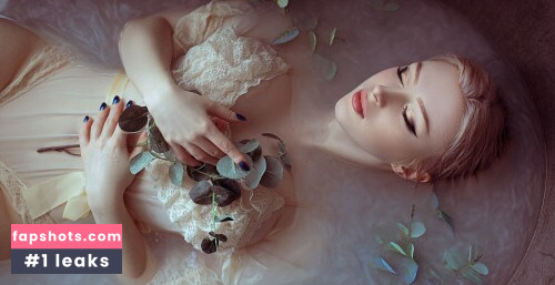 Lady Melamori gallery photo #9696