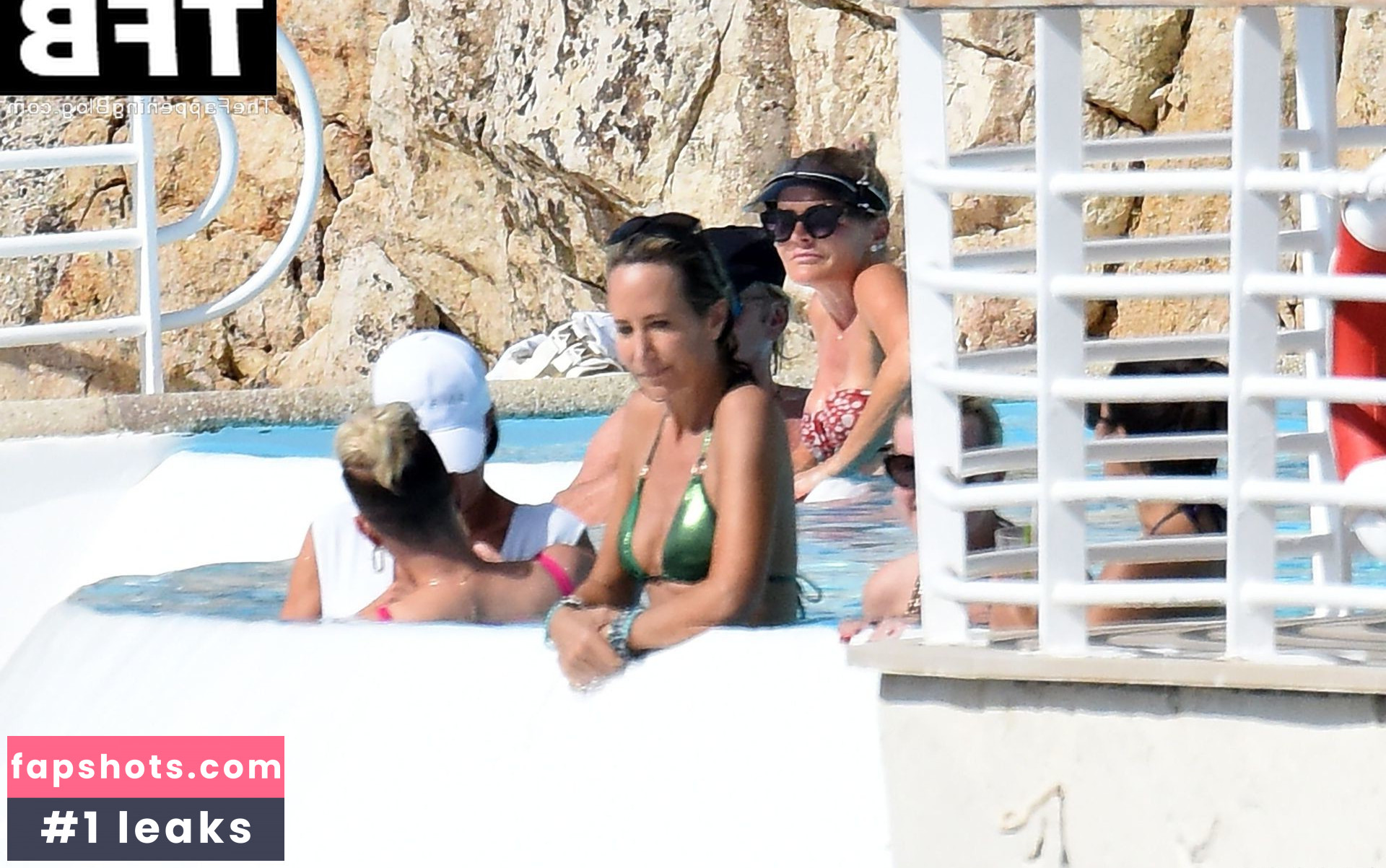 Lady Victoria Hervey gallery photo #126